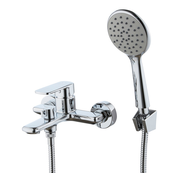 Смеситель для ванны и душа Lemark с душевым комплектом хром (LMF-1022B-C)