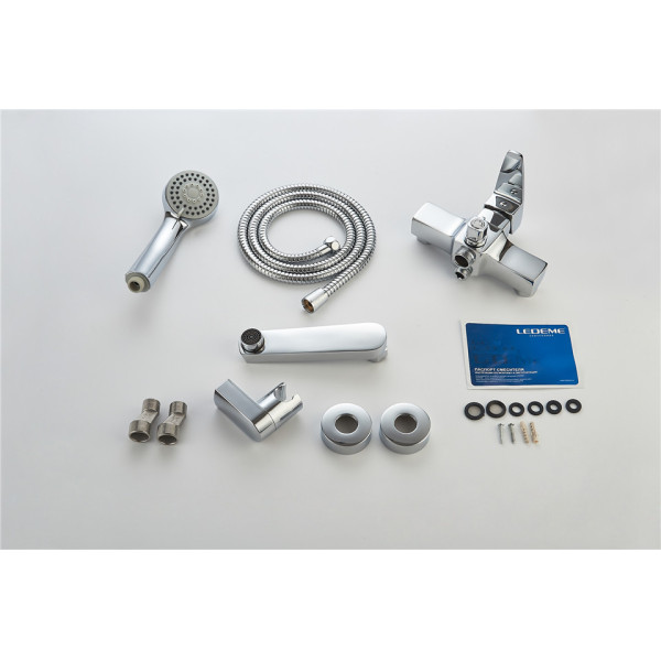 Смеситель для ванны и душа Ledeme с душевым гарнитуром (L3130)
