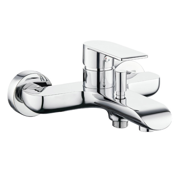 Смеситель для ванны и душа Voda Fairway хром (FY54) Смеситель для ванны и душа Voda Fairway хром (FY54)