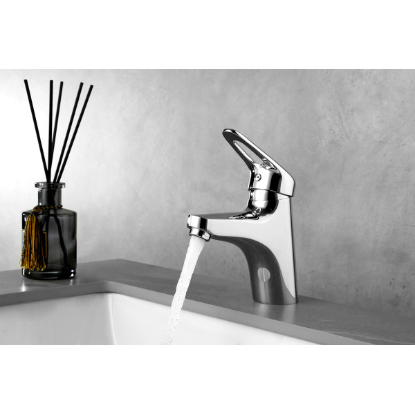 Смеситель для раковины Lemark Luna хром (LM4130C) Смеситель для раковины Lemark Luna хром (LM4130C)