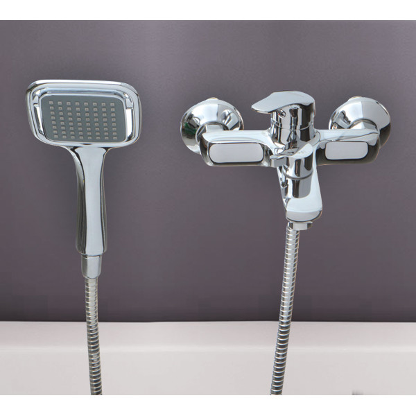 Смеситель для ванны и душа Melodia Moderno с душевым гарнитуром (MDV 35140) Смеситель для ванны и душа Melodia Moderno с душевым гарнитуром (MDV 35140)