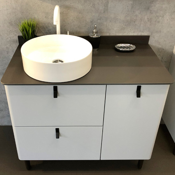 Тумба подвесная Comforty Сорренто 900x520x880 Сетло серый/черный (00-00013520)