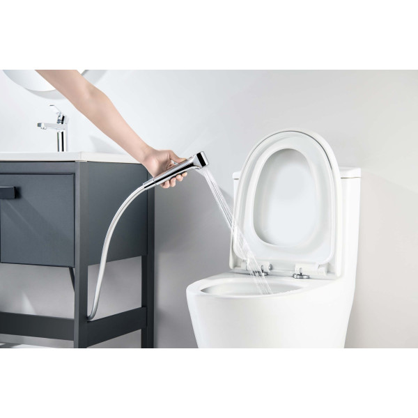 Смеситель для раковины Aquatek Лугано с гигиеническим душем хром (AQ1712CR) Смеситель для раковины Aquatek Лугано с гигиеническим душем хром (AQ1712CR)