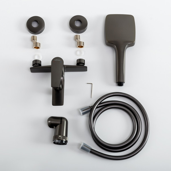 Смеситель для ванны и душа Cezares Liner оружейная сталь (LINER-VD-GM) Смеситель для ванны и душа Cezares Liner оружейная сталь (LINER-VD-GM)