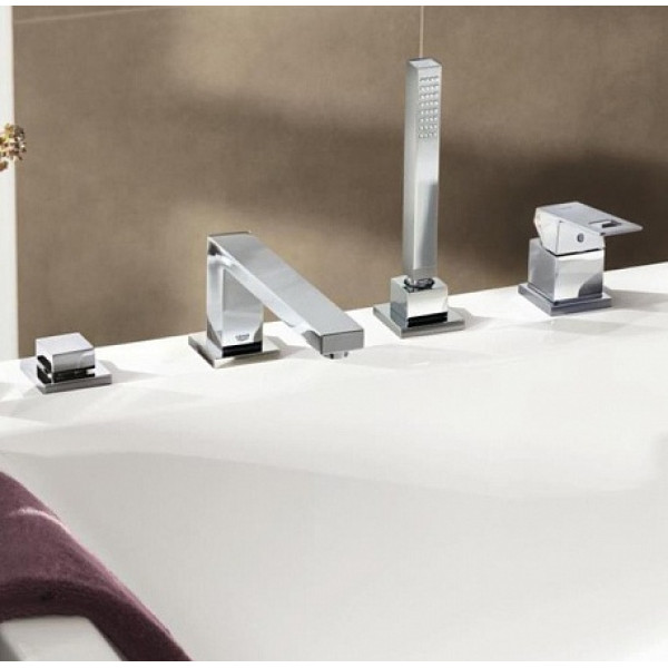 Смеситель на борт ванны Grohe Eurocube (19897001) Смеситель на борт ванны Grohe Eurocube (19897001)