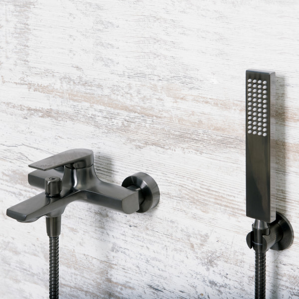 Смеситель для ванны и душа WasserKRAFT Wiese оружейная сталь (8401) Смеситель для ванны и душа WasserKRAFT Wiese оружейная сталь (8401)
