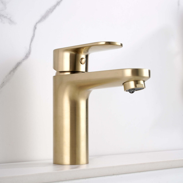 Смеситель для раковины Aquatek Ника золото шлифованное (AQ1812BG) Смеситель для раковины Aquatek Ника золото шлифованное (AQ1812BG)