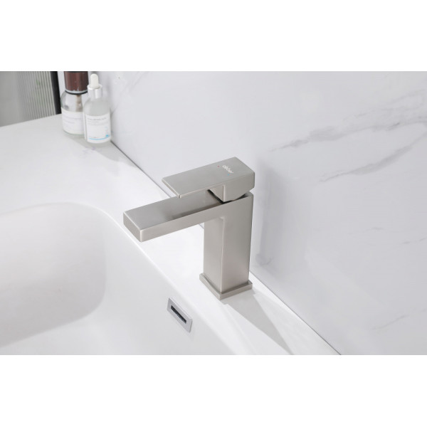 Смеситель для раковины Abber Daheim сатин (AF8210SP) Смеситель для раковины Abber Daheim сатин (AF8210SP)