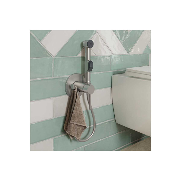 Смеситель для гигиенического душа Iddis Spring c гигиенической лейкой (003BNR0i08) Смеситель для гигиенического душа Iddis Spring c гигиенической лейкой (003BNR0i08)