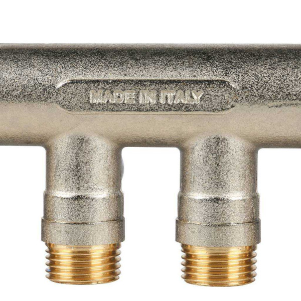 Коллектор 4 отвода с шаровыми клапанами 3/4"x1/2"(16) Stout (латунь, синие ручки) (SMB-6201-341204) Коллектор 4 отвода с шаровыми клапанами 3/4"x1/2"(16) Stout (латунь, синие ручки) (SMB-6201-341204)