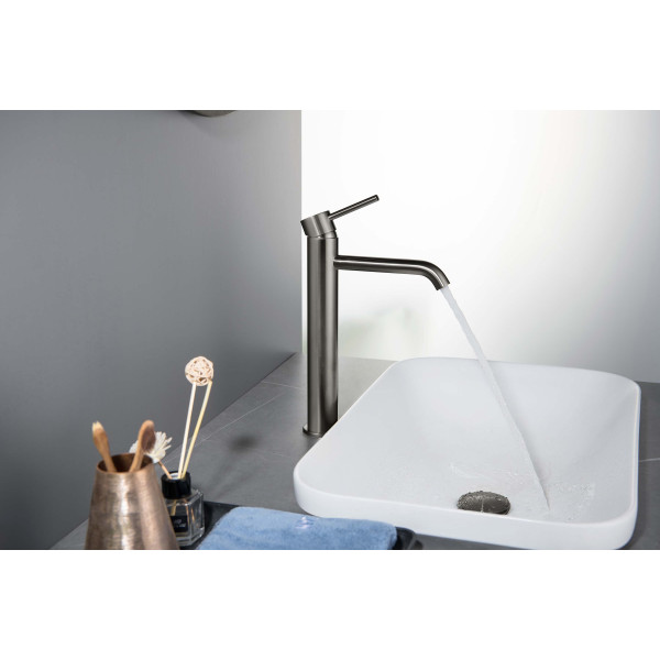 Смеситель для раковины Aquatek Европа шлифованный черный хром (AQ1304BGM)