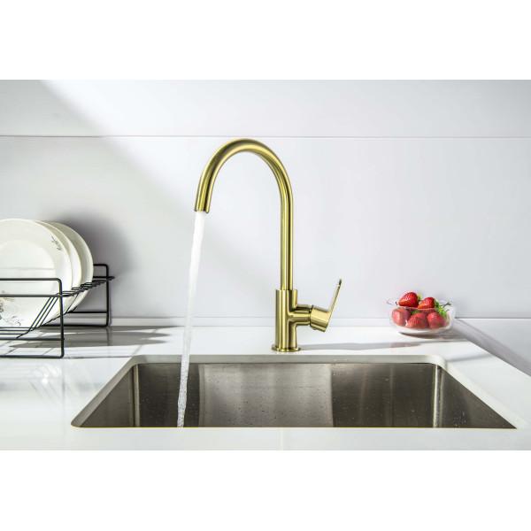 Смеситель для кухни Aquatek Оберон шлифованное золото (AQ1282BG) Смеситель для кухни Aquatek Оберон шлифованное золото (AQ1282BG)