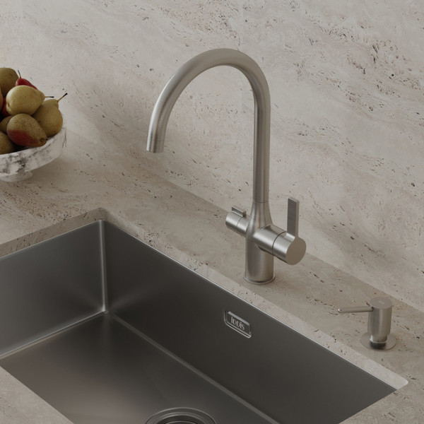 Дозатор для моющих средств для кухни Iddis Kitchen Line хром (SDIBN00i59) Дозатор для моющих средств для кухни Iddis Kitchen Line хром (SDIBN00i59)