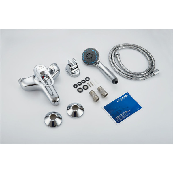 Смеситель для ванны и душа Ledeme с душевым гарнитуром (L3204) Смеситель для ванны и душа Ledeme с душевым гарнитуром (L3204)