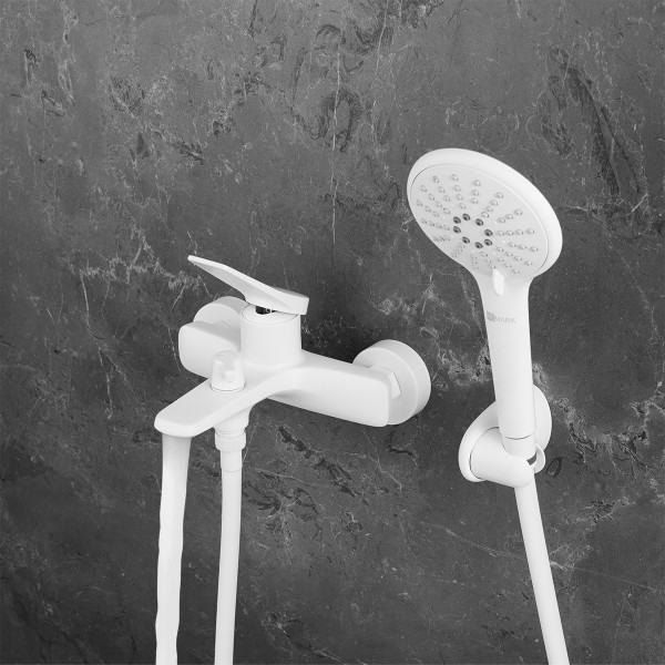 Смеситель для ванны и душа Lemark Bronx белый матовый (LM3714MW)