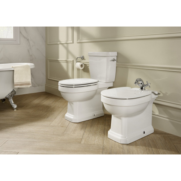 Сиденье для унитаза Roca Carmen 37x44 с микролифтом белое (7.801B.5.20.B) Сиденье для унитаза Roca Carmen 37x44 с микролифтом белое (7.801B.5.20.B)