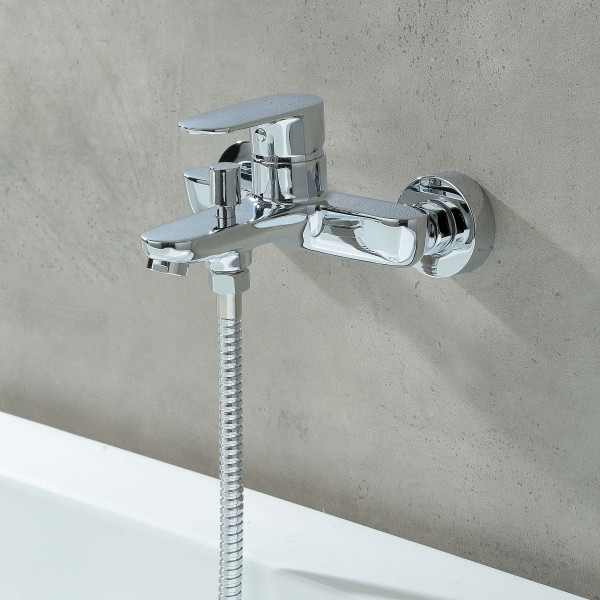 Смеситель для ваны и душа Aquatek Ника хром (AQ1840CR) Смеситель для ваны и душа Aquatek Ника хром (AQ1840CR)