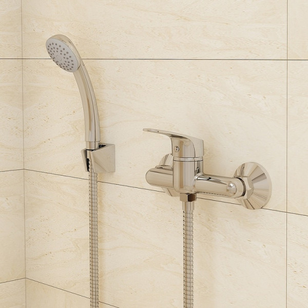 Смеситель для душа Milardo Simp с душевым комплектом, хром (SIMSB00M03)