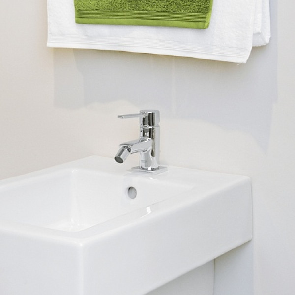 Смеситель для биде Grohe Allure (32147000) Смеситель для биде Grohe Allure (32147000)