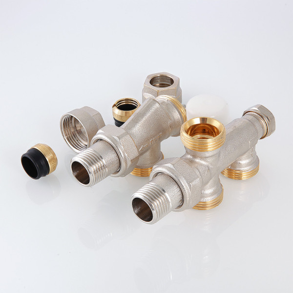 Комплект бокового подключения радиаторов 1/2"*3/4"(18) евроконус, 100% Valtec VT.225K.N (для двухтрубных систем)  (VT.225K.N.E04100)