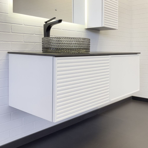 Тумба подвесная Comforty Геленджик 1200x525x500 белый матовый (00-00001432) Тумба подвесная Comforty Геленджик 1200x525x500 белый матовый (00-00001432)