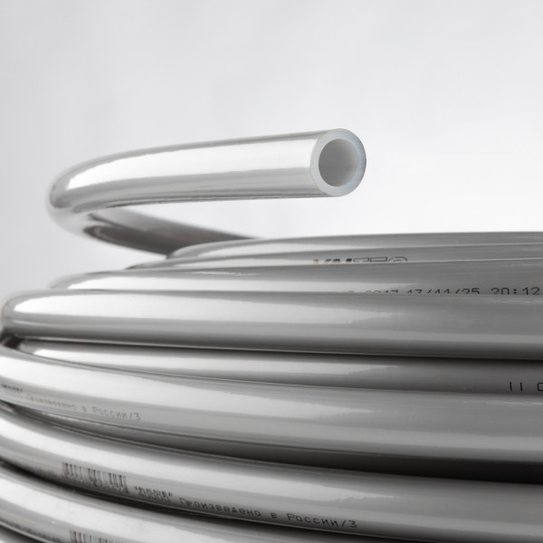 Труба п/э Valtec PEXa-EVOH 20x2,8 мм. серая, бухта 100 м. (VA2028.3.R.100)