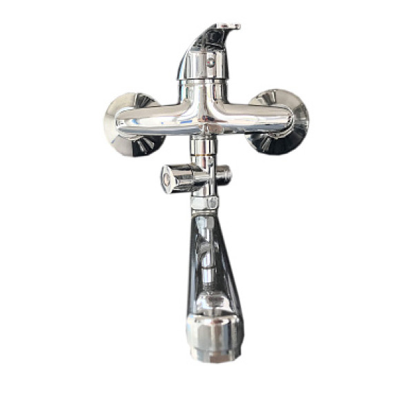 Смеситель для ванны и душа L2104 хром, плоский излив 30F Ligeya (L2104 Ligeya) Смеситель для ванны и душа L2104 хром, плоский излив 30F Ligeya (L2104 Ligeya)