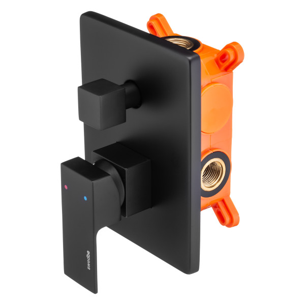 Смеситель для душа встраиваемый Swedbe Platta подключение на 2 выхода в монтажном боксе черный (5519B)