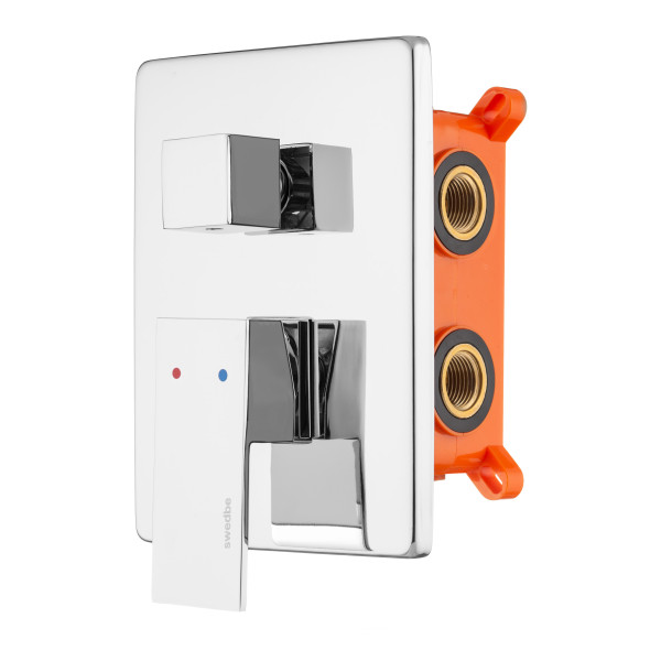 Смеситель для душа встраиваемый Swedbe Platta подключение на 3 выхода в монтажном боксе хром (5520) Смеситель для душа встраиваемый Swedbe Platta подключение на 3 выхода в монтажном боксе хром (5520)