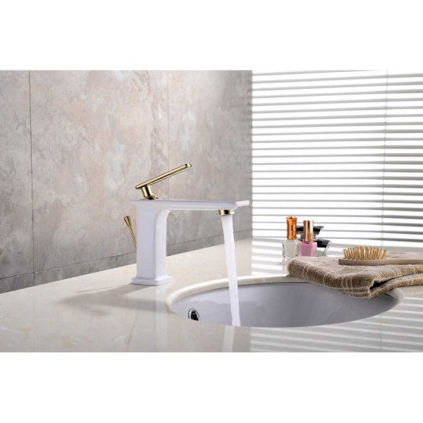 Смеситель для раковины Lemark Mista (LM6406WG) Смеситель для раковины Lemark Mista (LM6406WG)