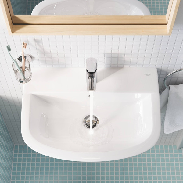 Смеситель для раковины Grohe BauEdge хром (23328001) Смеситель для раковины Grohe BauEdge хром (23328001)