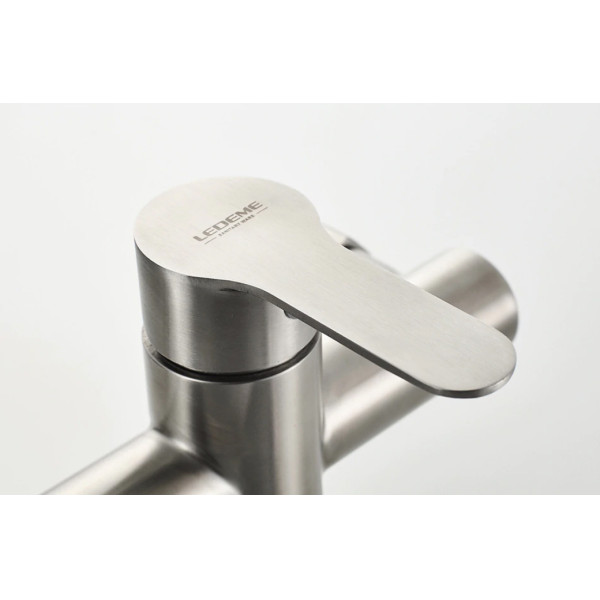 Смеситель для ванны и душа Ledeme с душевым гарнитуром (L73103) Смеситель для ванны и душа Ledeme с душевым гарнитуром (L73103)