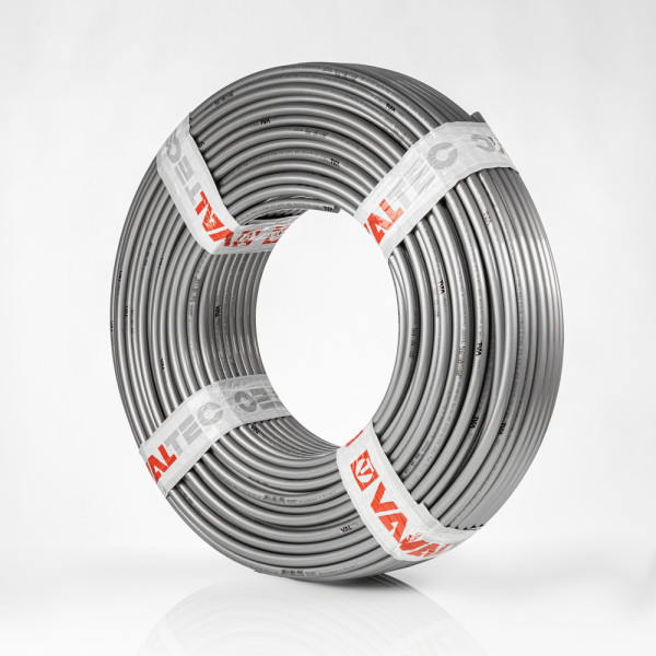 Труба п/э Valtec PEXa-EVOH 16x2,2 мм. серая, бухта 200 м. (VA1622.3.R.200) Труба п/э Valtec PEXa-EVOH 16x2,2 мм. серая, бухта 200 м. (VA1622.3.R.200)