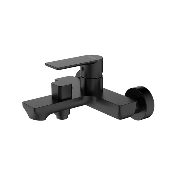 Смеситель для ванны и душа Milardo Maze с душевым гарнитуром черный матовый (MAZBL00M02) Смеситель для ванны и душа Milardo Maze с душевым гарнитуром черный матовый (MAZBL00M02)