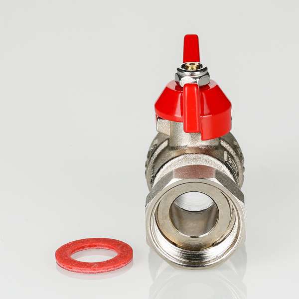 Кран 1/2"х3/4" ВВ шаровый с накидной гайкой Valtec (красная бабочка) VT.241.N.0405