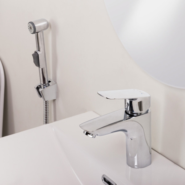 Смеситель для раковины с гигиеническим душем BelBagno (DUE-LVM/HGN-CRM-W0)