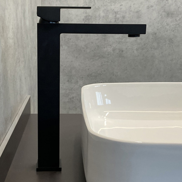 Смеситель для раковины Comforty черный (FC045B-CMT)