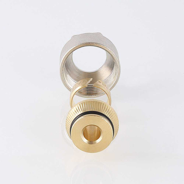 Переход коллекторный 16(2,0)*3/4"(18) (евроконус) Valtec для м/п трубы (VT.4420.NE.16) Переход коллекторный 16(2,0)*3/4"(18) (евроконус) Valtec для м/п трубы (VT.4420.NE.16)