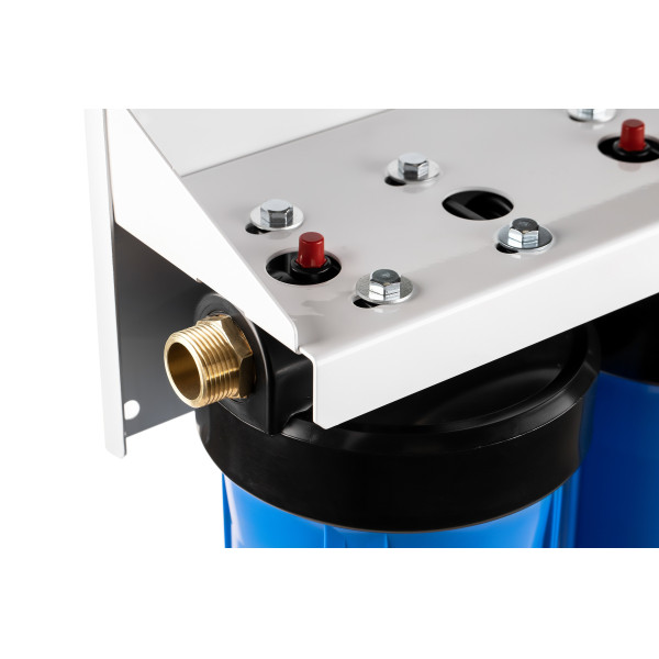 Комплект фильтров Гейзер 3 И 20"BB (без картриджей) (32068) Комплект фильтров Гейзер 3 И 20"BB (без картриджей) (32068)