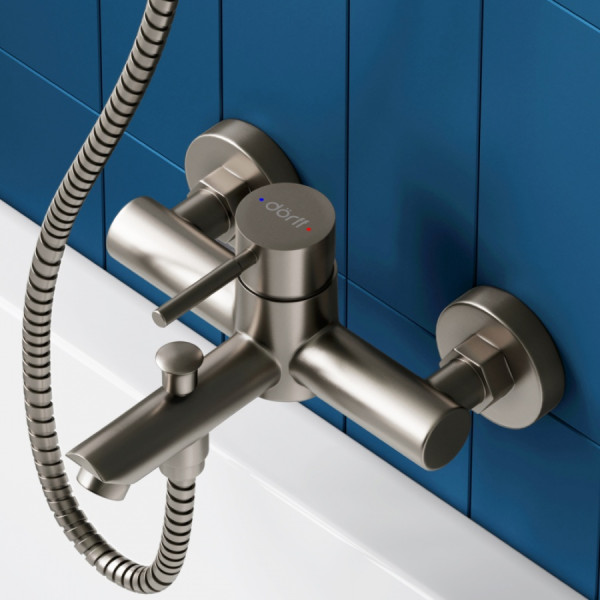 Смеситель для ванны и душа Dorff Logic NEW (D3010000SS) Смеситель для ванны и душа Dorff Logic NEW (D3010000SS)