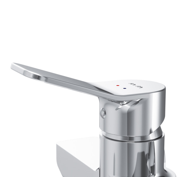 Смеситель для ванны и душа AM.PM X-Joy с душевым набором (F85A95000) Смеситель для ванны и душа AM.PM X-Joy с душевым набором (F85A95000)