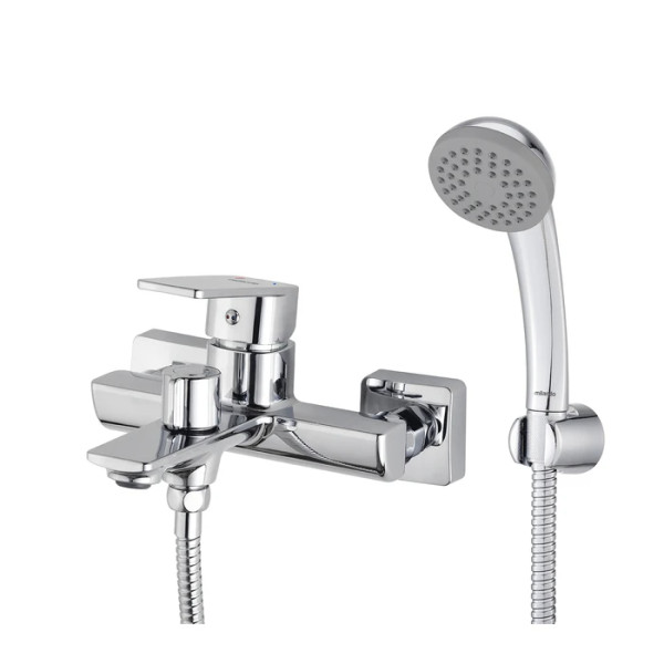 Смеситель для ванны и душа Milardo Poli с душевым гарнитуром хром глянцевый (POLSB00M02) Смеситель для ванны и душа Milardo Poli с душевым гарнитуром хром глянцевый (POLSB00M02)