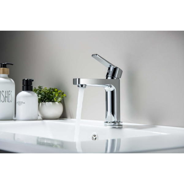 Смеситель для раковины Aquatek Лугано с гигиеническим душем хром (AQ1712CR)