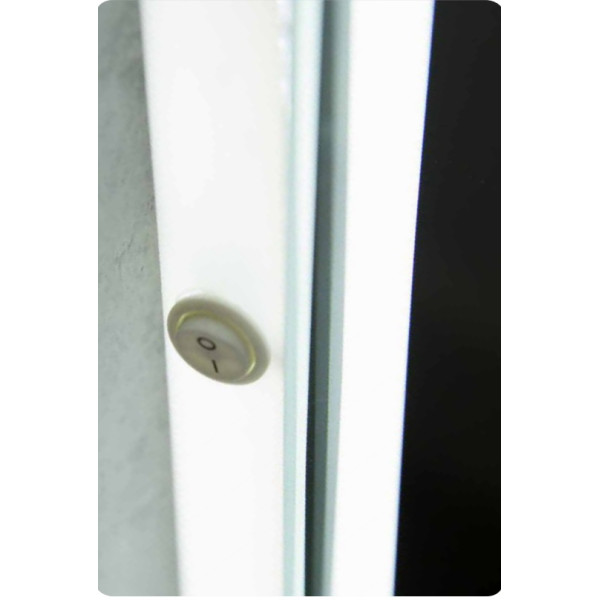 Зеркало с подсветкой BelBagno SPC-VST 60x80 (SPC-VST-600-800-LED-BTN) Зеркало с подсветкой BelBagno SPC-VST 60x80 (SPC-VST-600-800-LED-BTN)