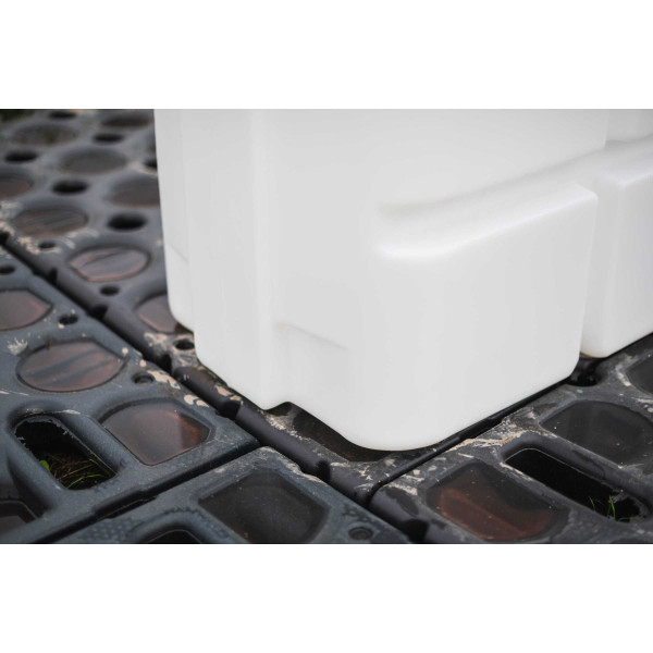 Емкость ЭкоПром K 1000 л. белая в обрешетке New (121203.1000.001.000) Емкость ЭкоПром K 1000 л. белая в обрешетке New (121203.1000.001.000)