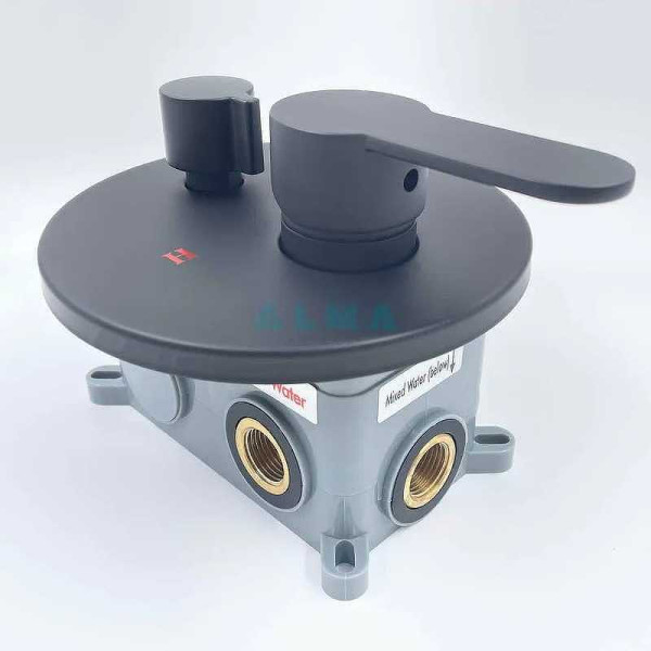 Душевая система ALMAes Sakari черная матовая (TVZ-0890) Душевая система ALMAes Sakari черная матовая (TVZ-0890)