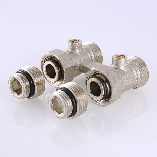 Фитинг двойной со встроенным шаровым краном 1/2"*3/4"(18) евроконус Valtec VT.345.K.N (c комплектом адаптеров) (VT.345K.N.E04) Фитинг двойной со встроенным шаровым краном 1/2"*3/4"(18) евроконус Valtec VT.345.K.N (c комплектом адаптеров) (VT.345K.N.E04)