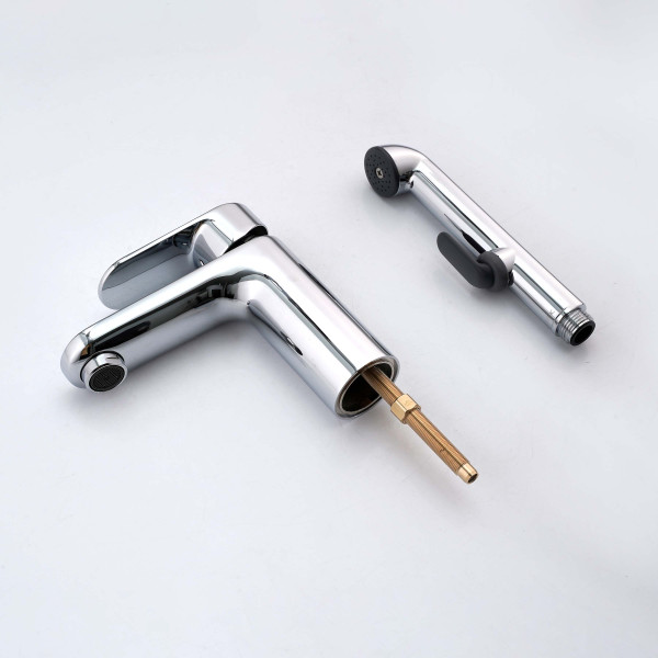 Смеситель для раковины Aquatek Ника хром (AQ1812CR) Смеситель для раковины Aquatek Ника хром (AQ1812CR)