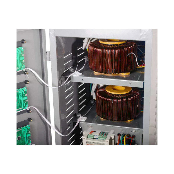 Стабилизатор напряжения трехфазный Ресанта АСН-15000/3-Ц (63/4/17)