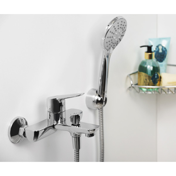 Смеситель для ванны и душа WasserKRAFT Lippe с коротким изливом (4501)